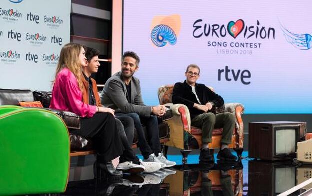 Alfred y Amaia durante su primera rueda de prensa juntos.