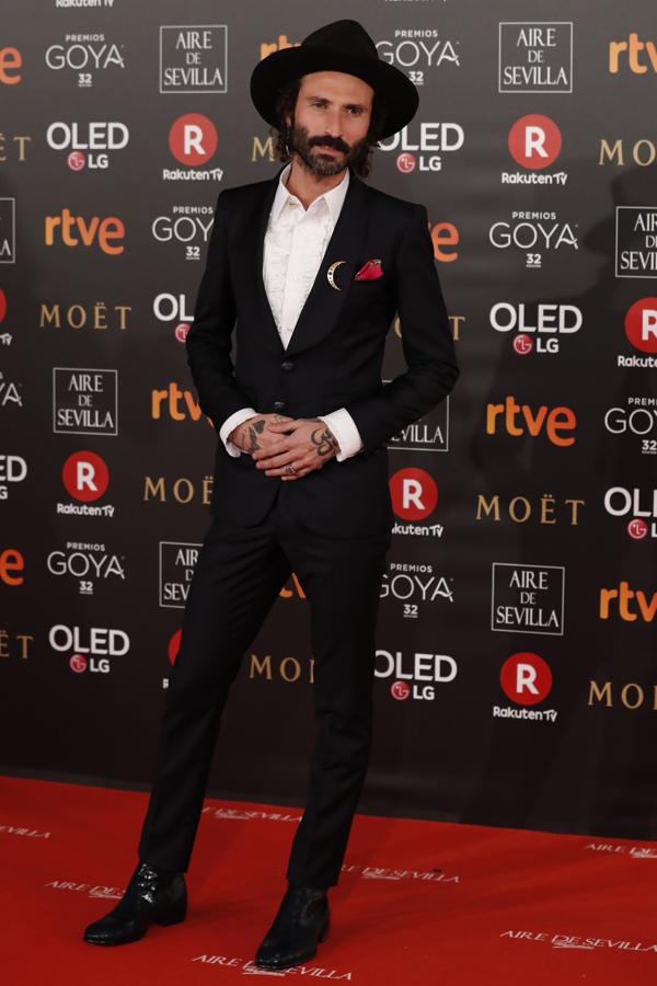 Premios Goya 2018: el look de Leiva en la alfombra roja