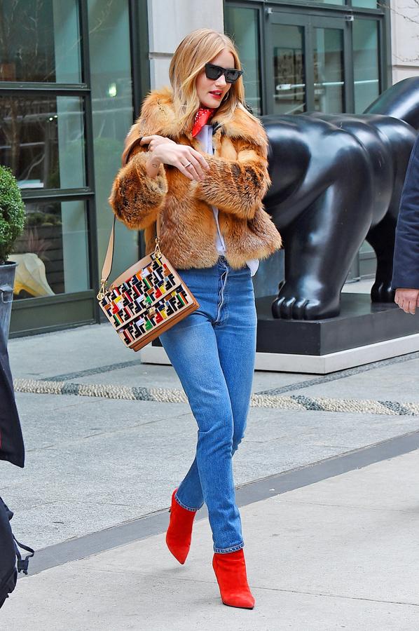 Los looks que queremos copiar de las famosas: Rosie Huntington