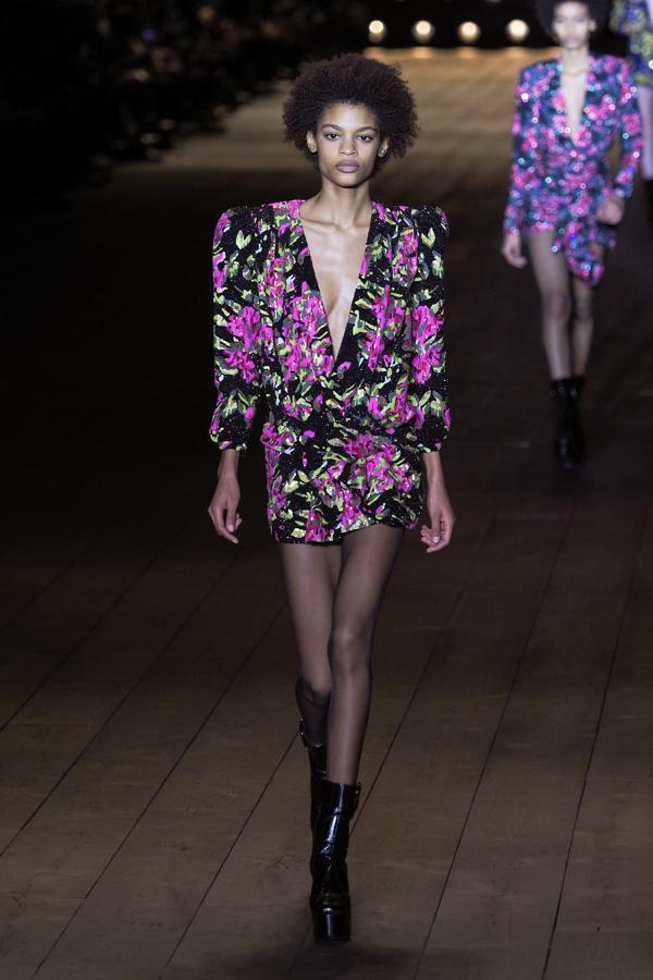 Los looks más bonitos de la Paris Fashion Week: Saint Laurent