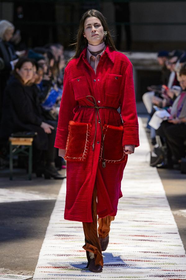 Los looks más bonitos de la Paris Fashion Week: Acne Studios