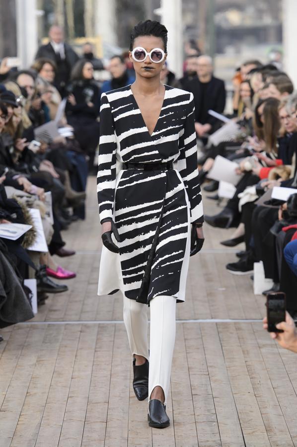 Los looks más bonitos de la Paris Fashion Week: Guy Laroche