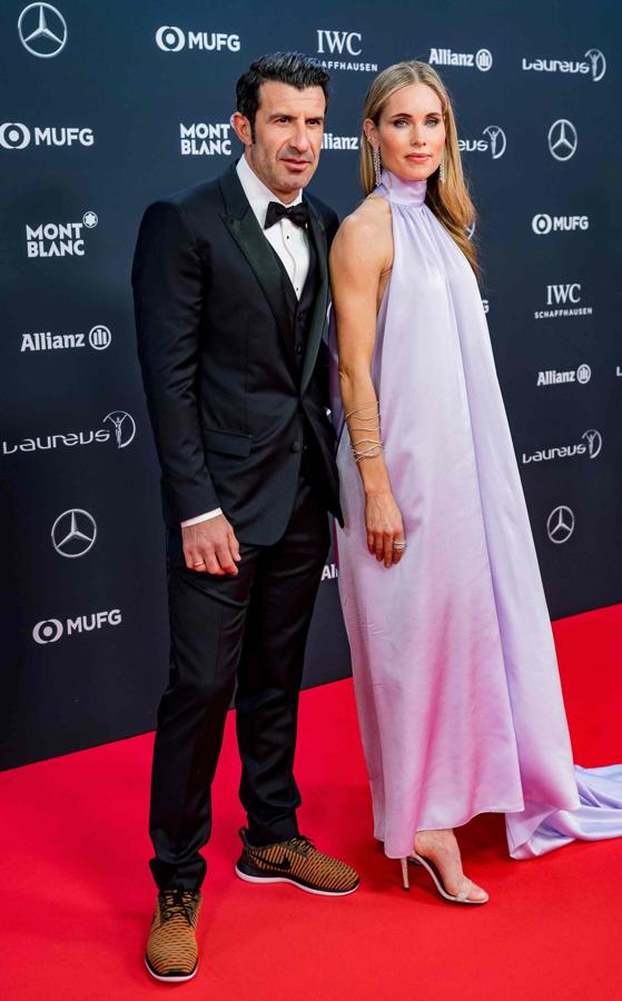 Alfombra roja de los premios Laureus 2018: Luis Figo y Helen Svedin