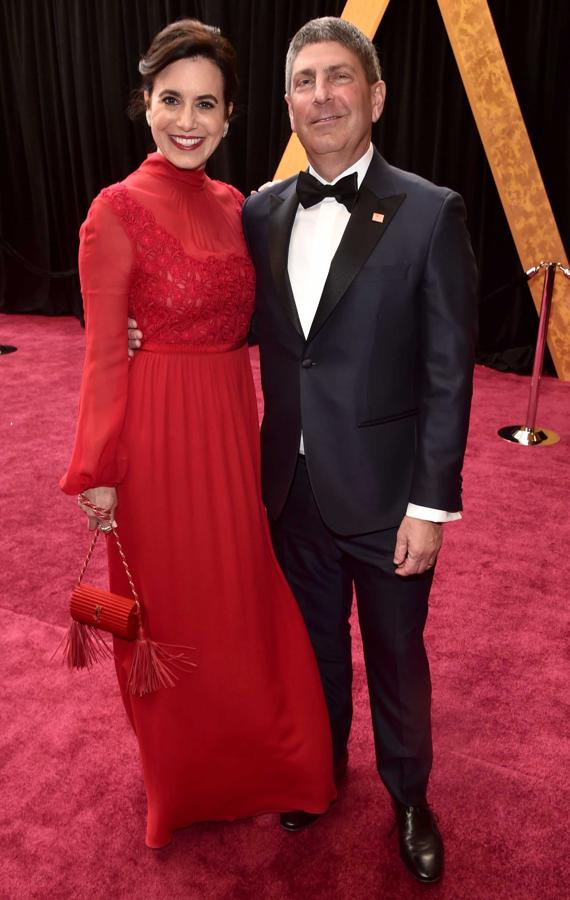 Parejas en la alfombra roja de los Premios Oscar 2018: Laura Shell y Jeff Paul