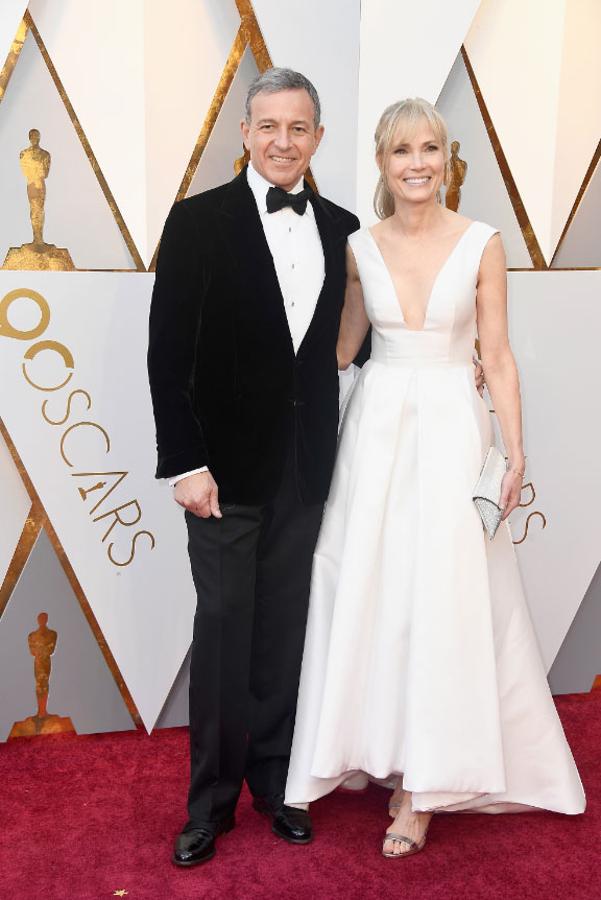 Parejas en la alfombra roja de los Premios Oscar 2018: Bob Iger y Willow Bay