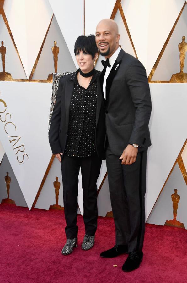 Parejas en la alfombra roja de los Premios Oscar 2018: Diane Warren Common