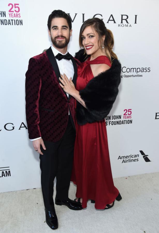 La alfombra roja de Elton John 2018: Darrencriss Mia Swier