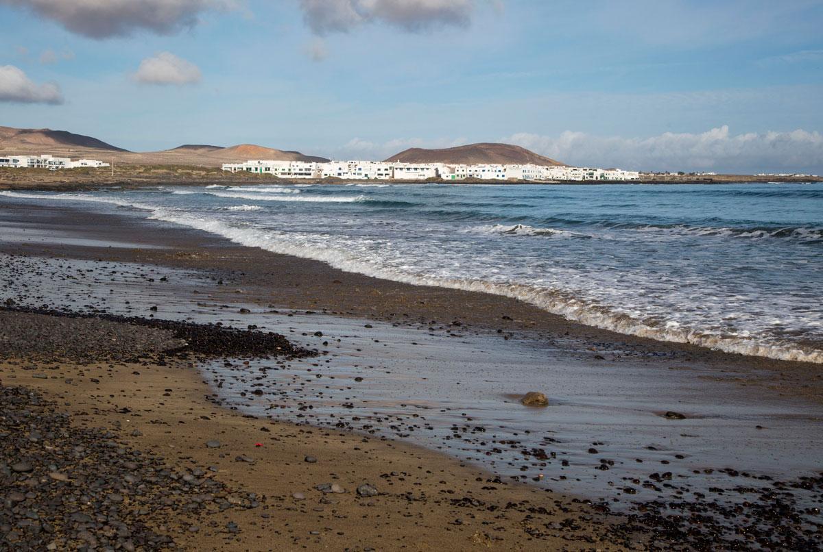 30 pueblos con encanto para tus escapadas: Caleta de Famara