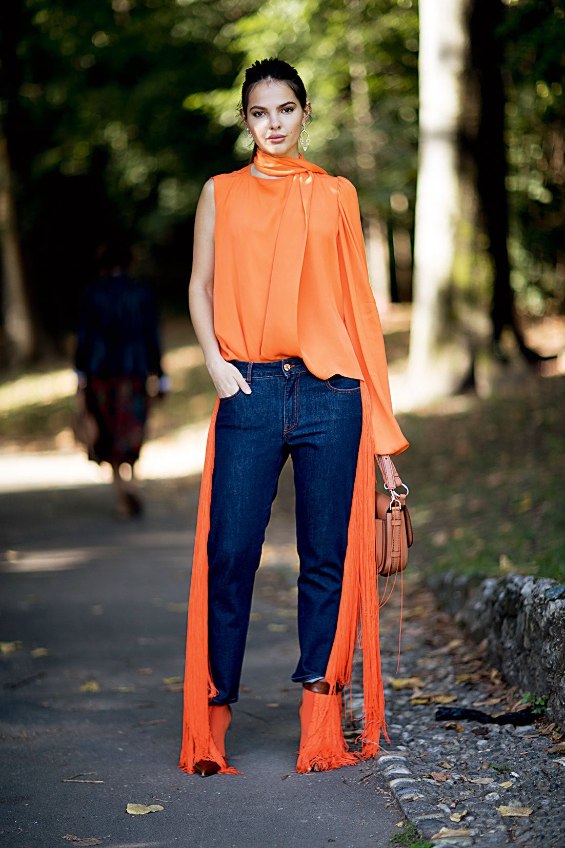 Las tendencias que triunfan en el street style esta primavera: bloque vaquero