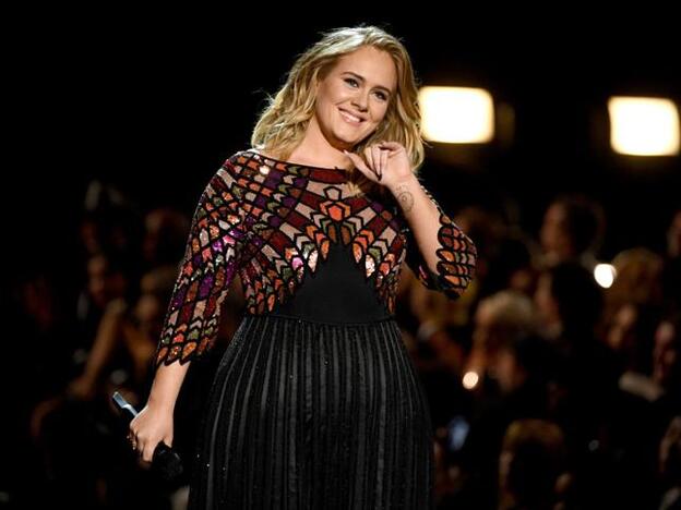 Adele no solo oficio la boda, se encargó de planificar todo el evento./getty images