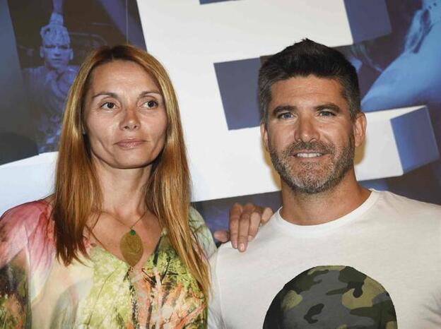 Lorena junto a su marido, Toño Sanchís, con quien la relación hace aguas./gtres.