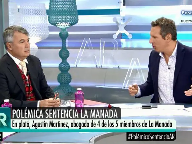 Joaquín Prat y Agustín Martínez durante el 'Programa de AR'./Telecinco.es