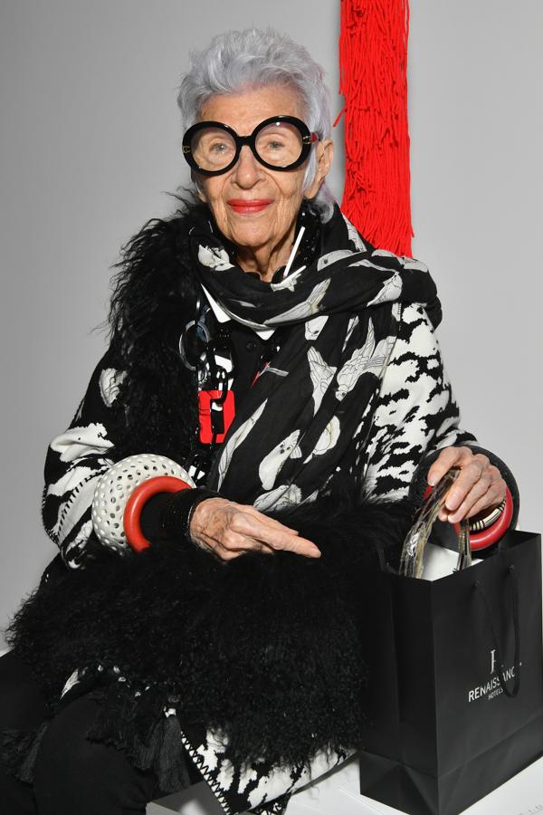 Iris Apfel: 96 años.