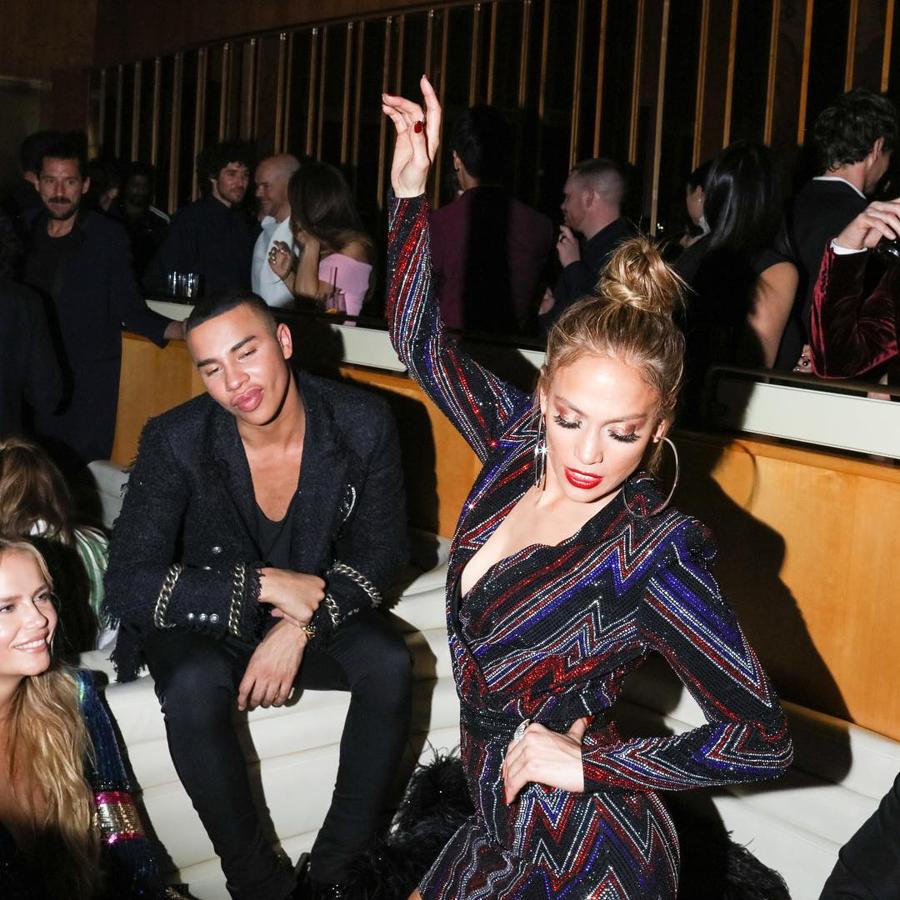 Cambio de 'look' de las famosas en las fiestas post Gala Met: JLo y Olivier Roisteing