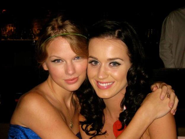 Katy Perry y Taylor Swift se reconcilian después de cinco años enfrentadas./gtres.