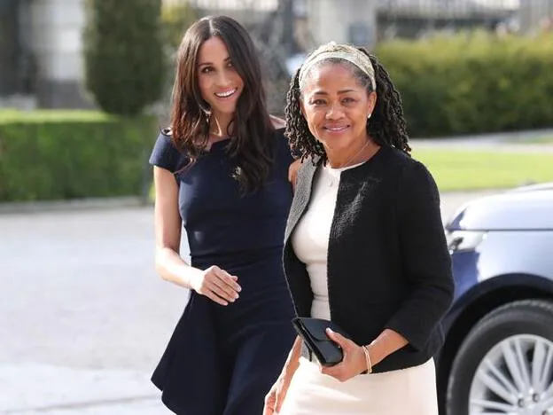 La última foto de soltera de Meghan Markle junto a su madre, Doria Ragland  | Mujer Hoy