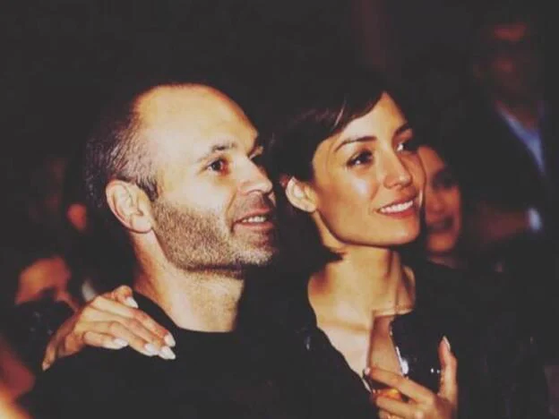 Andrés Iniesta y su mujer, Anna Ortiz./Instagram