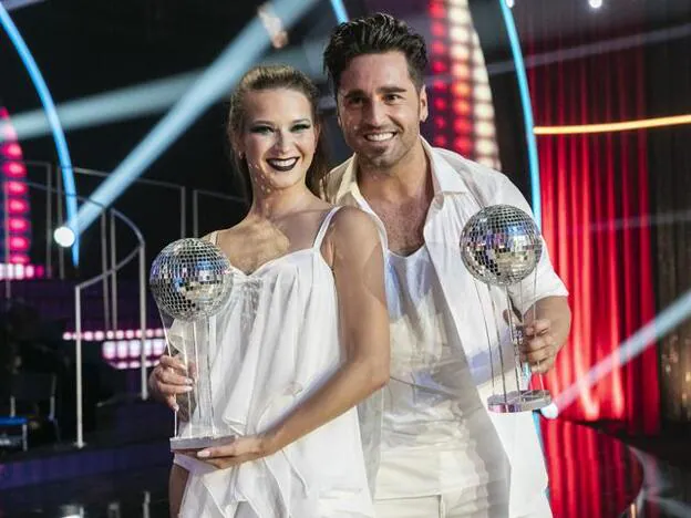 David Bustamante y Yana Olina son los ganadores del concurso 'Bailando con las estrellas'./gtres