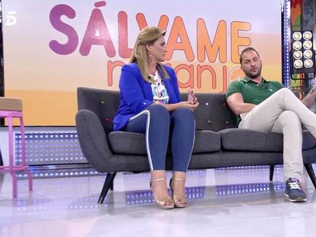 Antonio Tejado confesándose en 'Sálvame' con Carlota Corredera./telecinco.