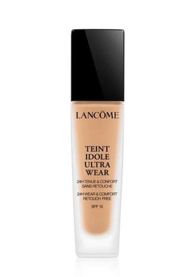 Base de maquillaje Teint Idole Ultra Wear de Lancome, 41,50 euros.