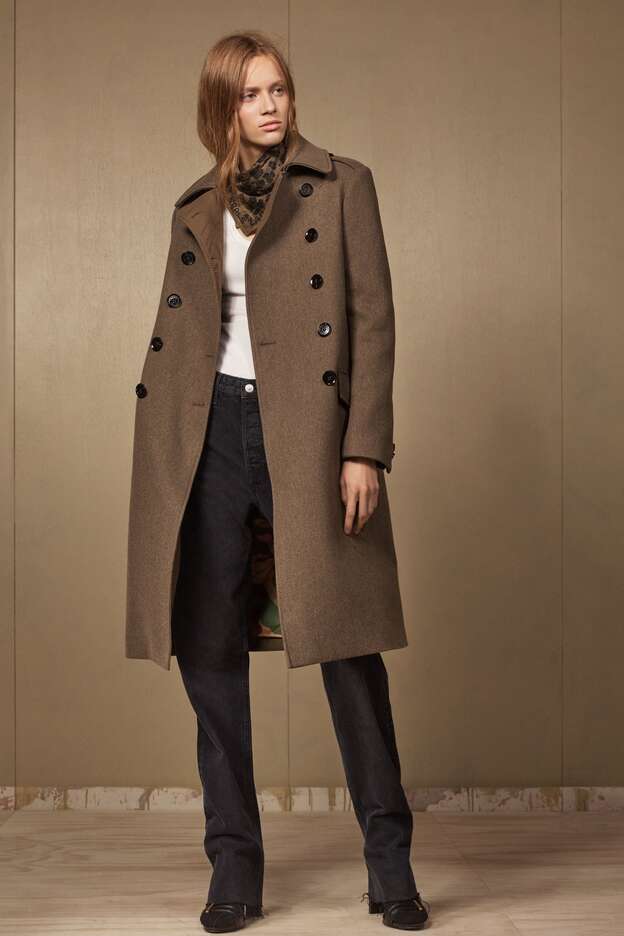 Este 'total look' es de la colección SRPLS de Zara. Pincha en la imagen para ver nuestros abrigos favoritos de los 'Special Prices'./Zara