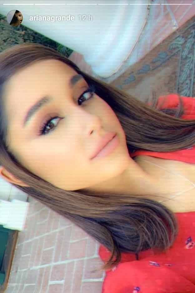 Ariana Grande ha mostrado su nuevo cambio de 'look' a través de Instagram.