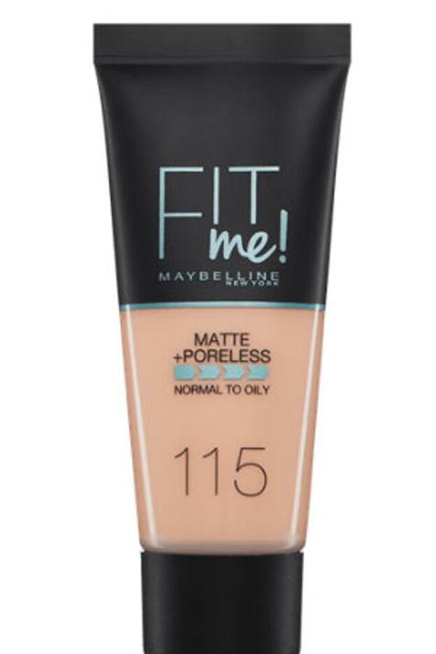 Base de maquillaje Fit Me afirna poros, 6,30 euros.