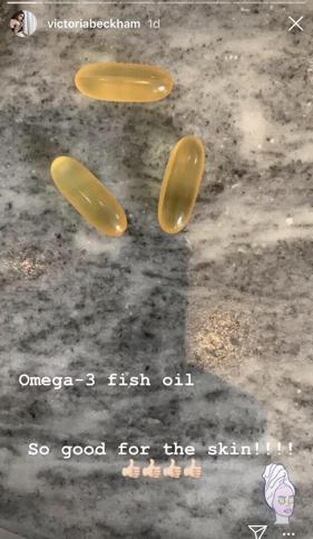 Victoria Beckham desvela que toma Omega 3 como suplemento para cuidar su piel.