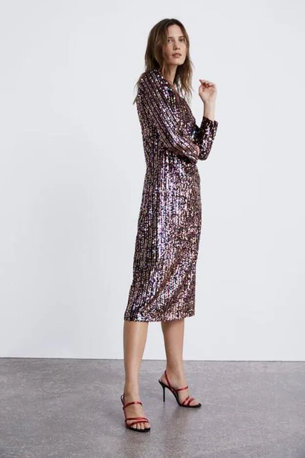 La falda de Zara favorita de en versión vestido | Mujer Hoy