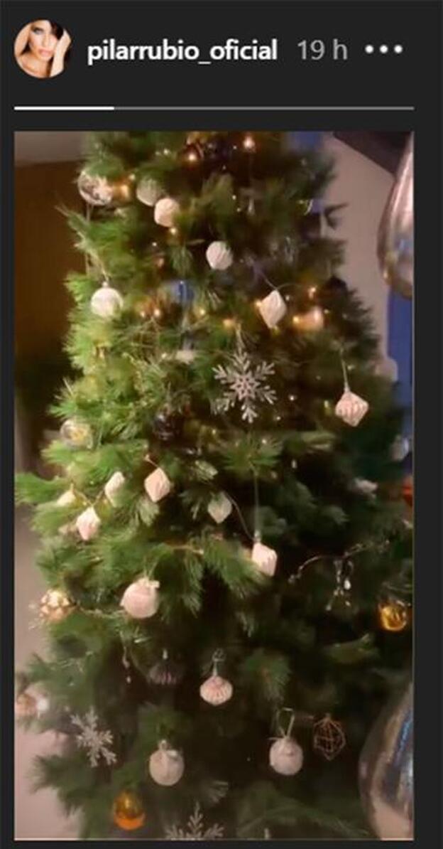 Este es el árbol de Navidad que decora la casa de Pilar Rubio y Sergio Ramos.