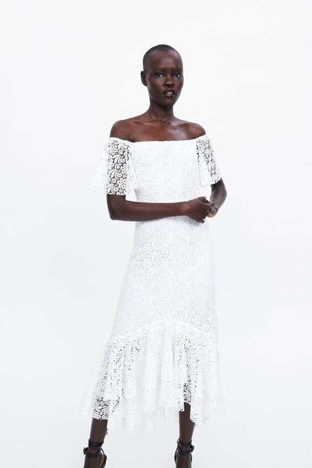 Este 'vestido de novia' de Zara cuesta 79.95 euros.