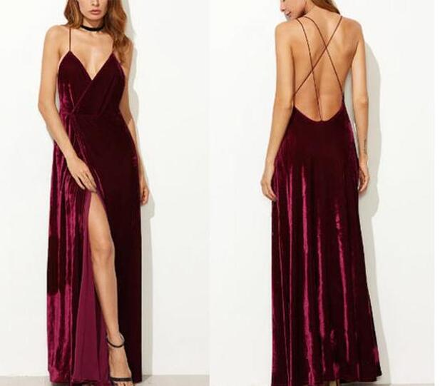 Vestido cruzado de terciopelo con tirantes sin espalda en color burdeos, 19 euros.