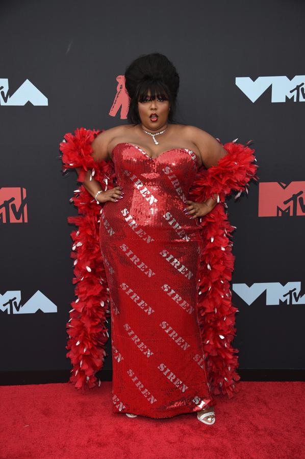 Todos los looks de los MTV VMA 2019.