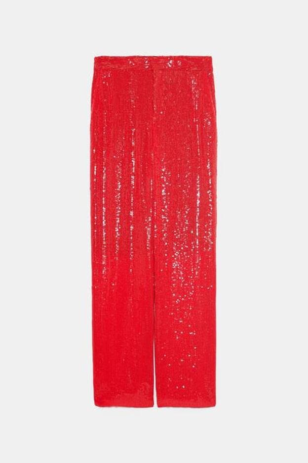Pantalones de lentejuelas de Zara (49,95 euros).