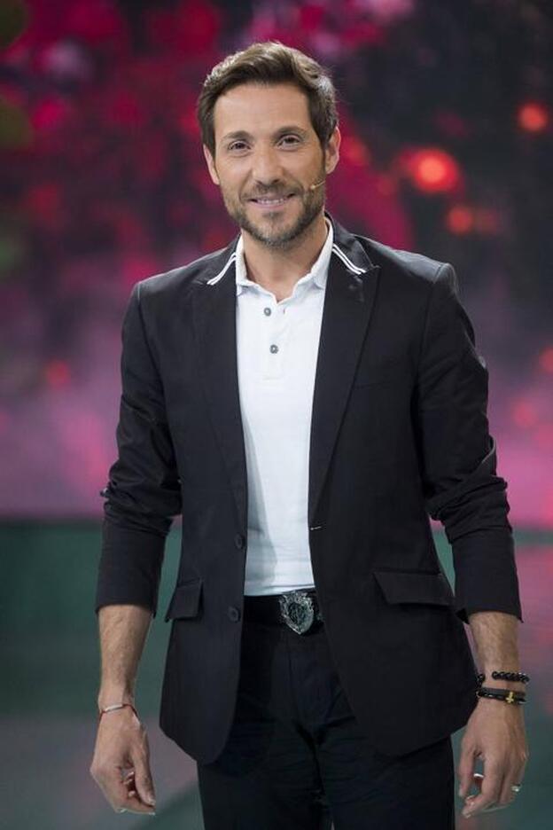 Antonio David Flores como defensor de Gloria Camila Ortega en 'Supervivientes 2017'.