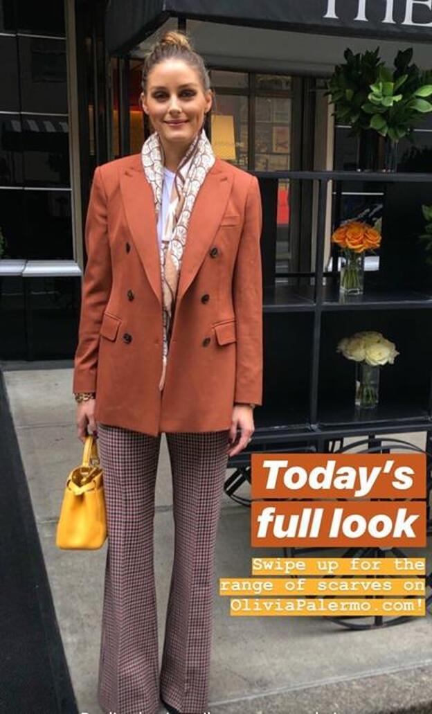 Olivia Palermo compartía ayer en sus Instagram stories este lookazo perfecto para tus looks de oficina este otoño.