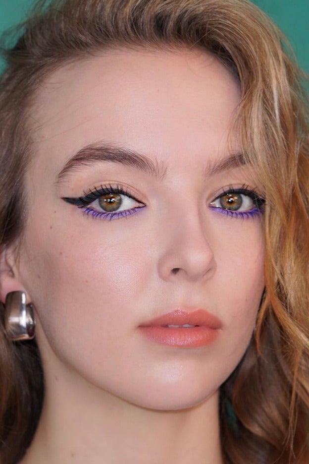 Un fantástico maquillaje retro-ochentero de Jodie Comer.