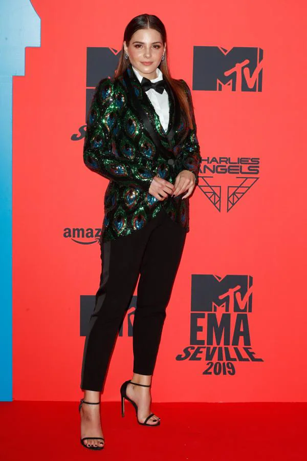 La alfombra roja de los MTV EMA: Andrea Duro