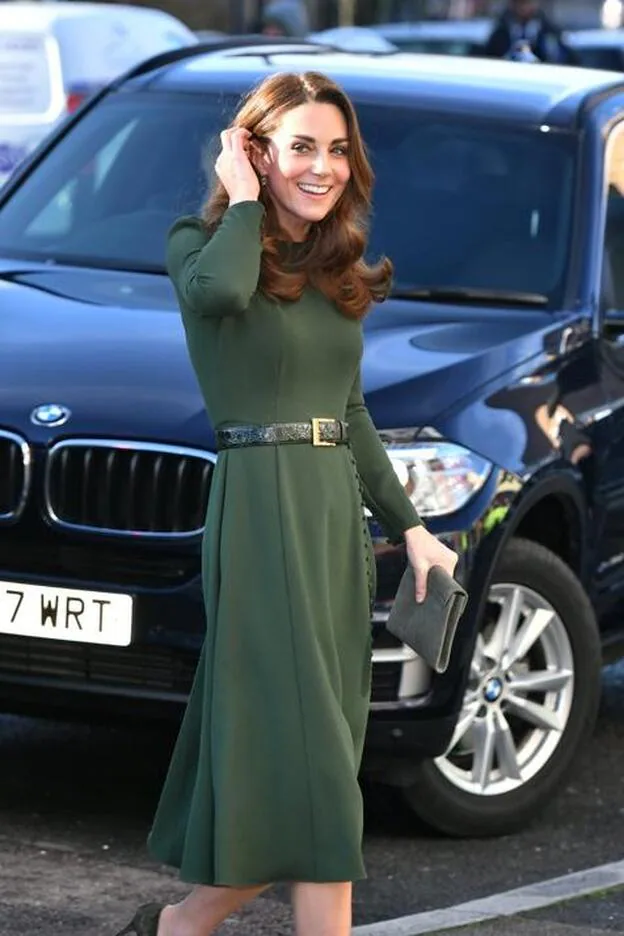 Tres vestidos verdes largos para tomar el té (o lo que quieras) como Kate  Middleton | Mujer Hoy