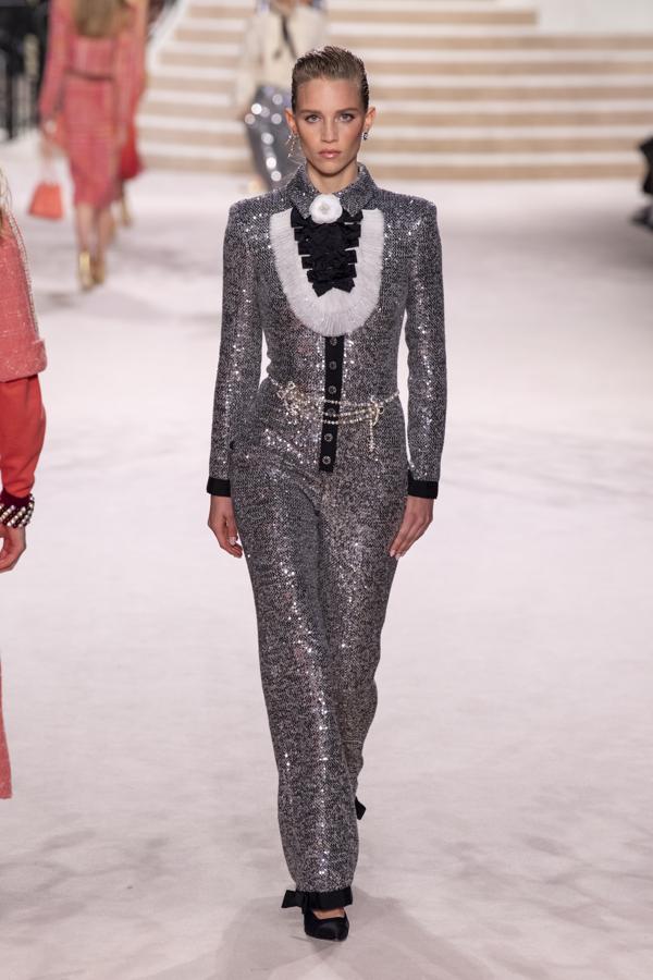 Nuestros looks favoritos del desfile Chanel Metiers d'Art 2020