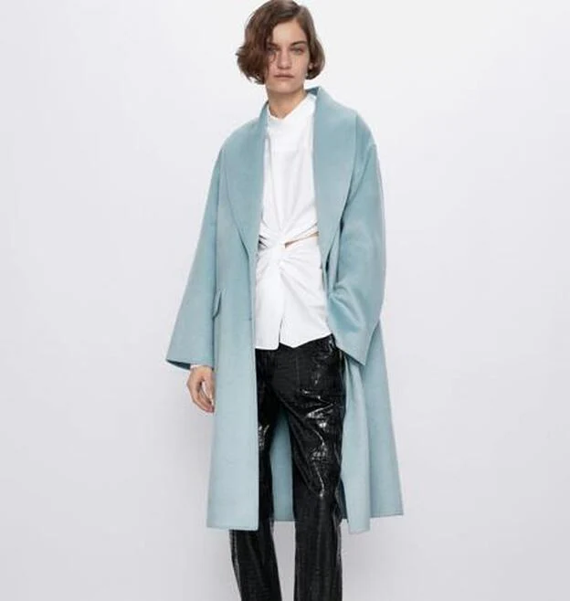 Cuando veas este abrigo cielo Zara solo querrás llevar tonos pastel | Mujer Hoy