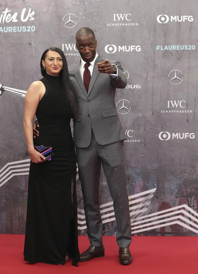 Parejas en la alfombra roja de los Premios Laureus 2020: Michael Johnson y Kerry Doyen