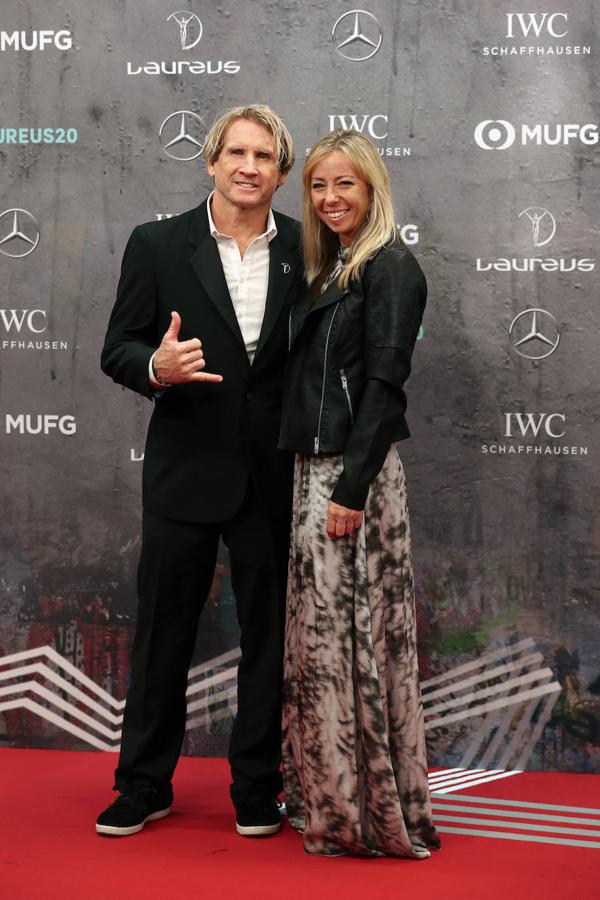 Parejas en la alfombra roja de los Premios Laureus 2020: Robby Naish