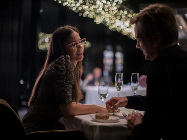 ¿Le hemos dado una segunda oportunidad al cortejo?. Fotograma de 'Foodie Love', HBO.