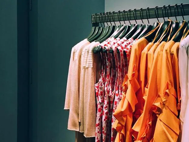 La nueva web de moda sostenible que permite comprar (y vender) ropa premium  por mucho menos | Mujer Hoy