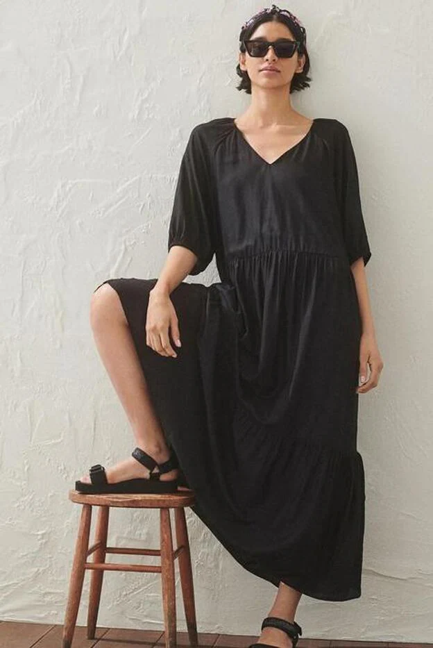 H&M sabe cómo sacarle partido a vestido de menos de 20 | Mujer Hoy