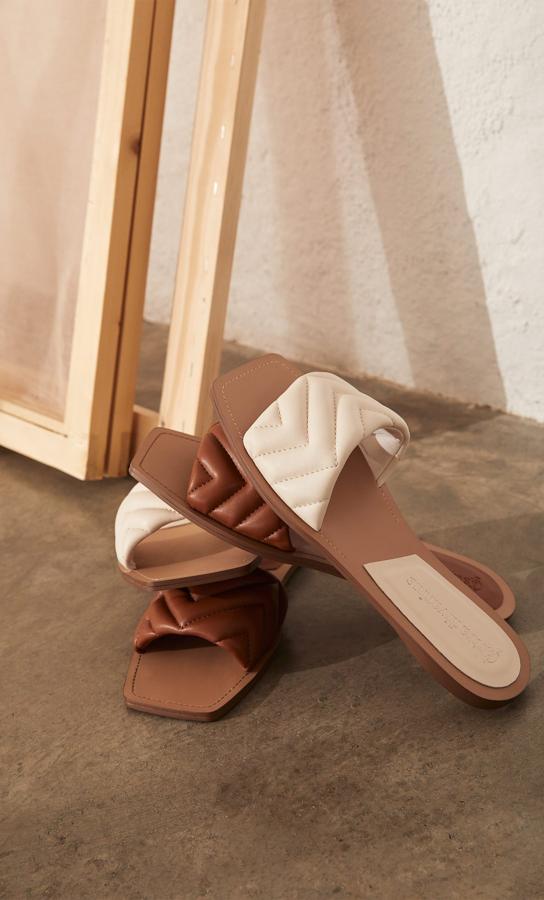 Las nuevas sandalias de Stradivarius