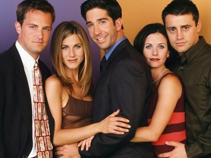 Qué fue del hijo de Ross en Friends y otros misterios (y errores) sin resolver de tus series favoritas