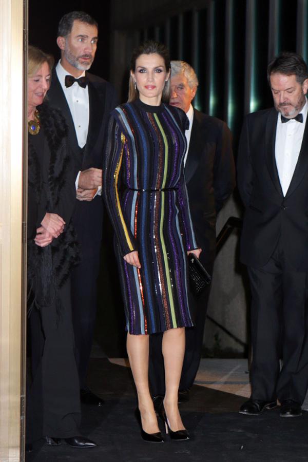 Todos los looks de la reina Letizia en los Premios Mariano de Cavia: 2016