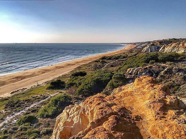 La paradisíaca playa de Castilla, en Huelva.